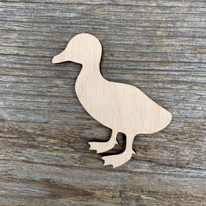 Wooden duckling shape, wooden duck, various sizes, for crafts, decoration, natural wood