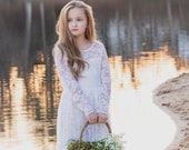 Flower Girl Dresses-Rustic Flower Girl Dress-White Vintage girl dress-Country Dress-Flower girl dress- Lace Dress-Communion Dress-boho dress
