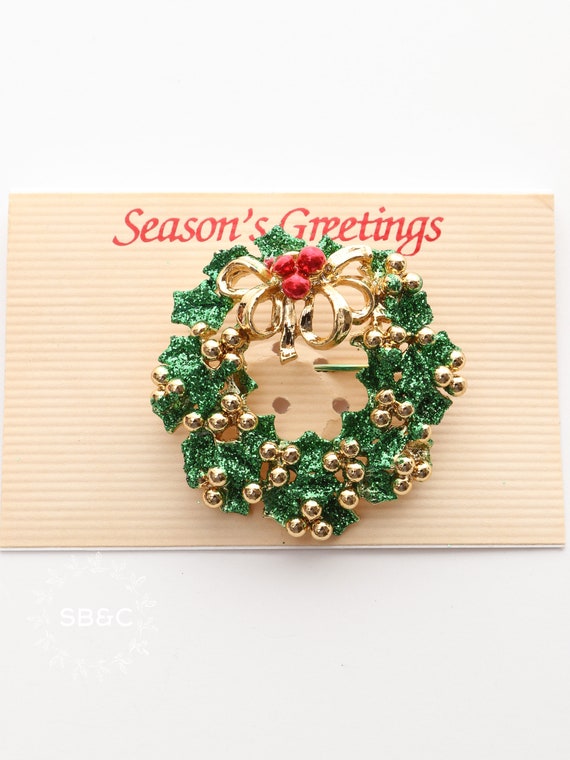 Vintage festive christmas wreath brooch, christmas