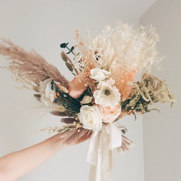 Pampas grass and greenery bouquet, silk wedding flower bouquet with dried flowers