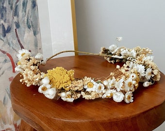 Daisies and wildflowers dried flower crown / bridal crown / wedding flower crown