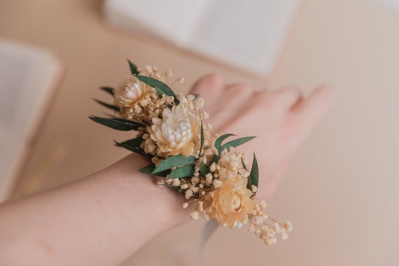 Preserved Eucalyptus Straw Flowers Wrist Corsage Gypsophila