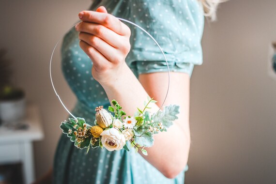 Metal floral hoop deals