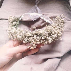 Flower girl crown / baby floral crown / baby's breath baby crown / newborn crown / newborn photo prop / flower crown baby