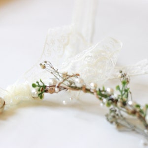 Minimalist Bridal Ivy Crown with Wild Forest Herbs & Pearls, Bridal Hair Comb, Boho Weddings, Rustic Weddings, Romantic hair Comb image 2