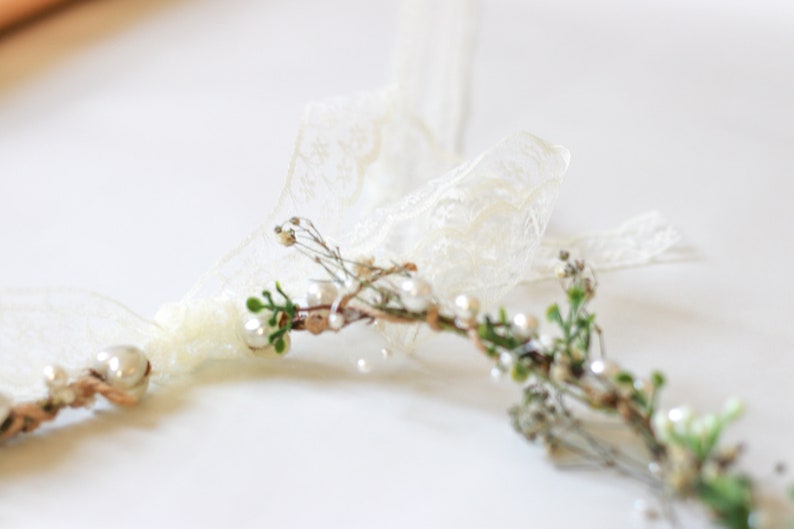 Minimalist Bridal Ivy Crown with Wild Forest Herbs & Pearls, Bridal Hair Comb, Boho Weddings, Rustic Weddings, Romantic hair Comb image 2
