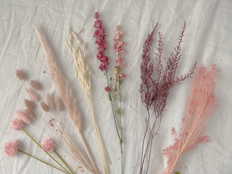 Blush pampas grass decoration arrangment / real dried flowers home decor / floral vase arrangment minimal decor image 8