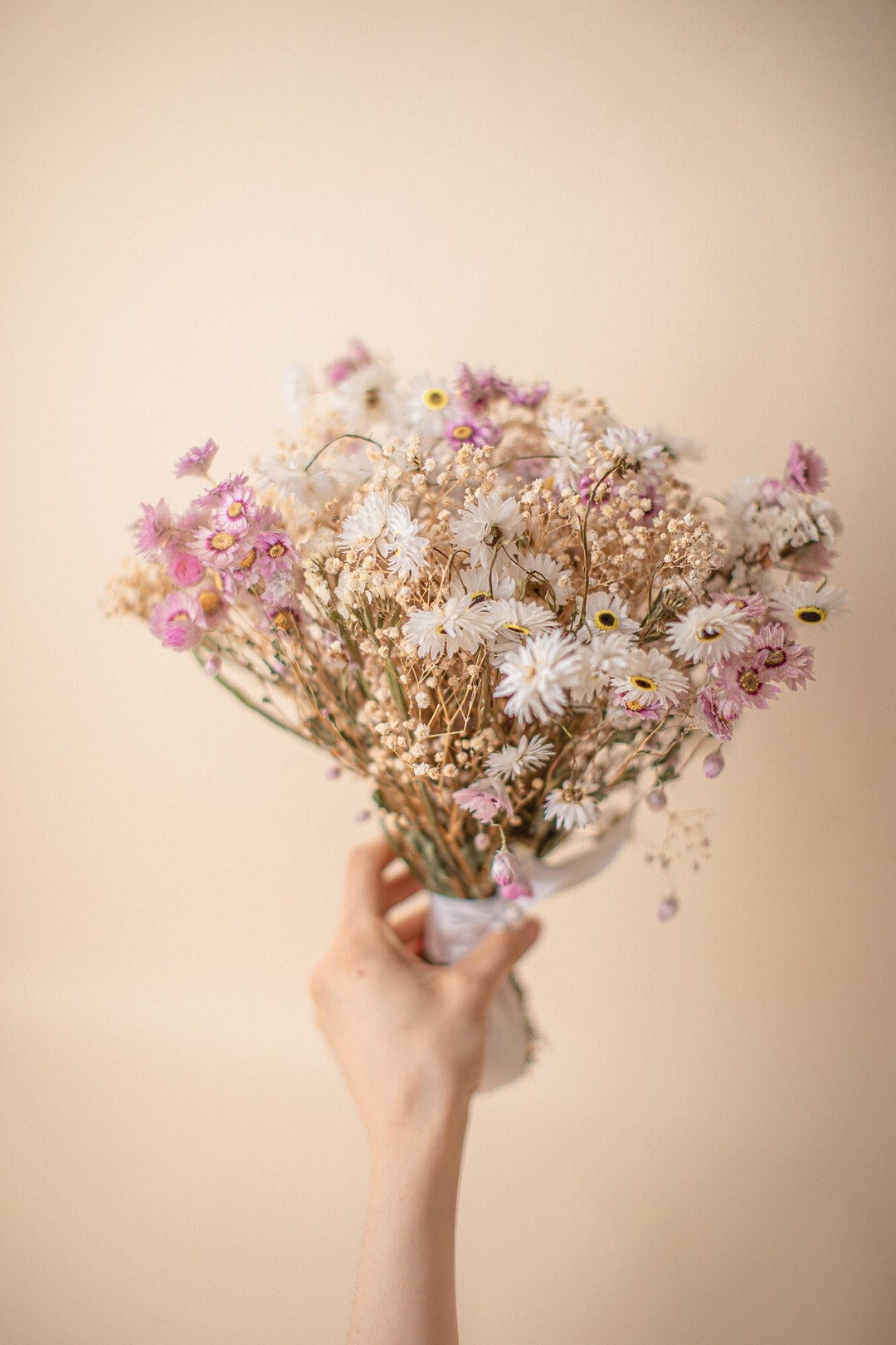 Real Touch Dahlia & Dried Daisies Wildflower Boho Bouquet / Artificial  White Anemone and Dried Eucalyptus Spring Bouquet 