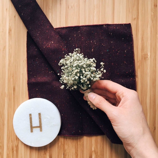 Baby's breath boutonniere, dried flowers boutonniere. simple men's boutonniere, wedding boutonniere, pin buttonhole, wedding boutonniere