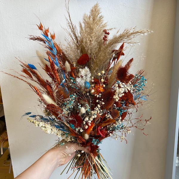 Blue & red dried flowers rustic bridal bouquet / burnt orange scottish thistles bouquet / pampas grass bridal bouquet