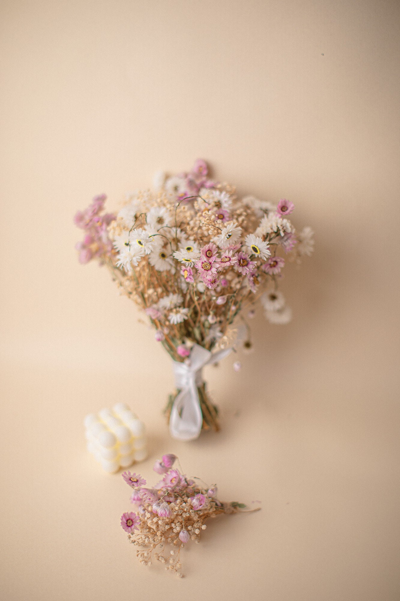 White Bulk Wedding Flowers - White Baby's Breath – DaisyDIYFlowers