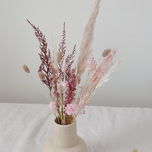 Blush pampas grass decoration arrangment / real dried flowers home decor / floral vase arrangment minimal decor image 2