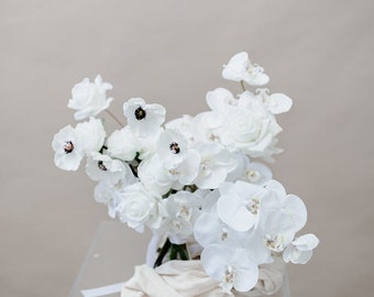 Artificial flowers bridal bouquet - all white