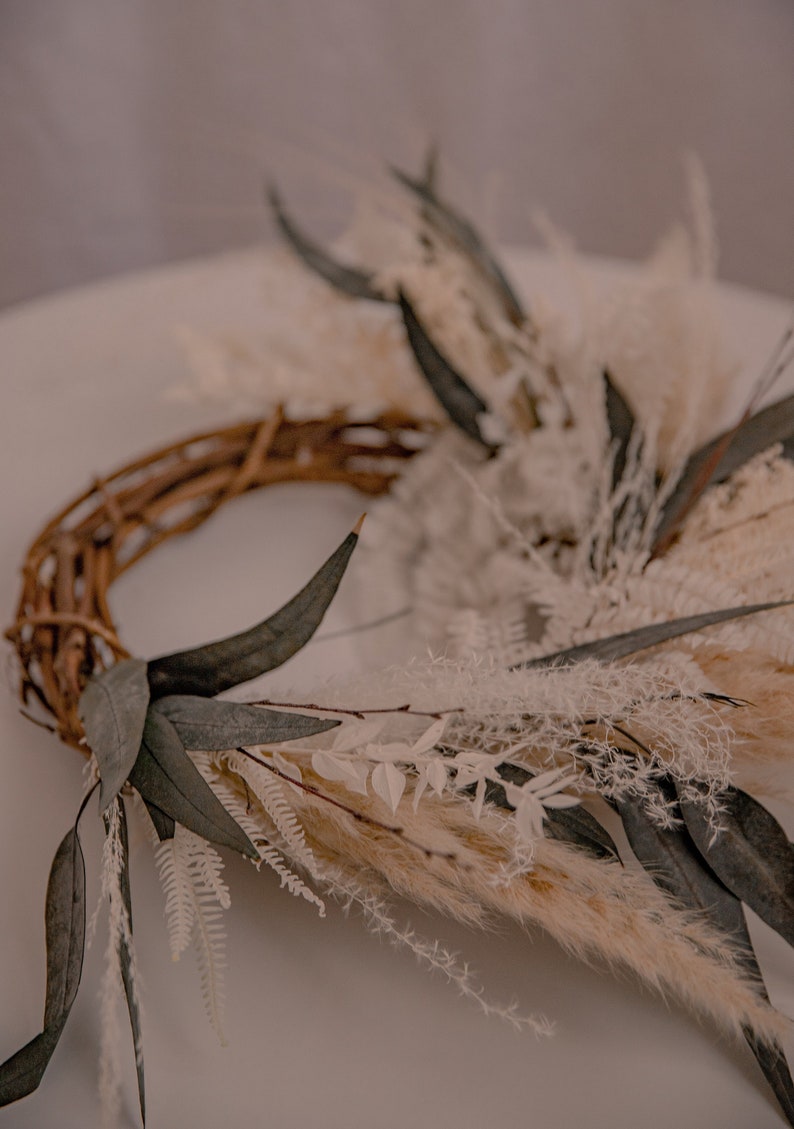 Christmas decor / white pampas grass and eucalyptus door wreath christmas decoration / christmas wreath / boho christmas image 2