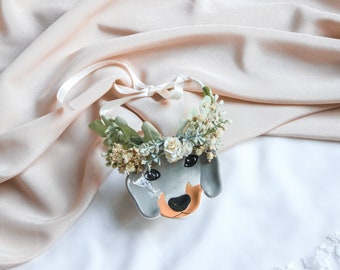 Witte hond bloem halsband, hond bloem kroon, puppy bloem kroon, puppy bloem halsband, bloem kroon