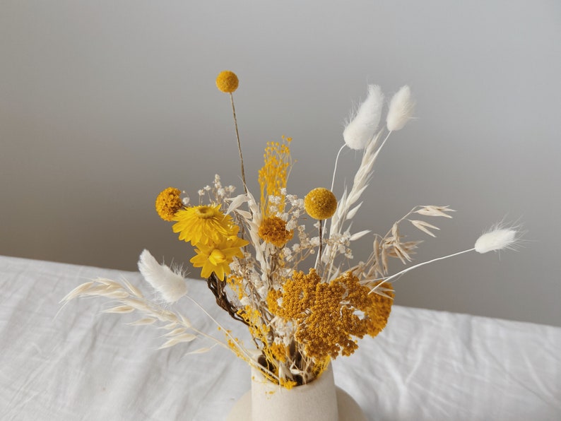 White Bunny Tail Floral Vase Arrangment / Yellow Yarrow Flower Etsy