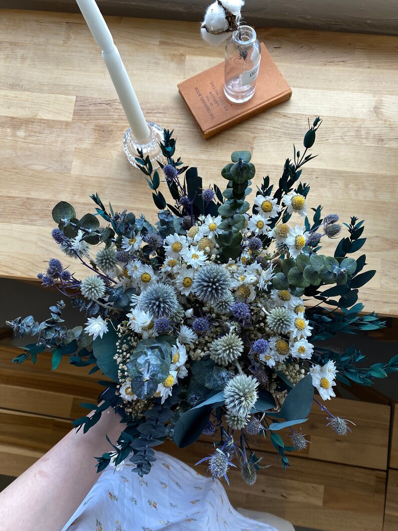 Scottish Globe Thistle & Dried Daisies Bridal Bouquet / Etsy Canada