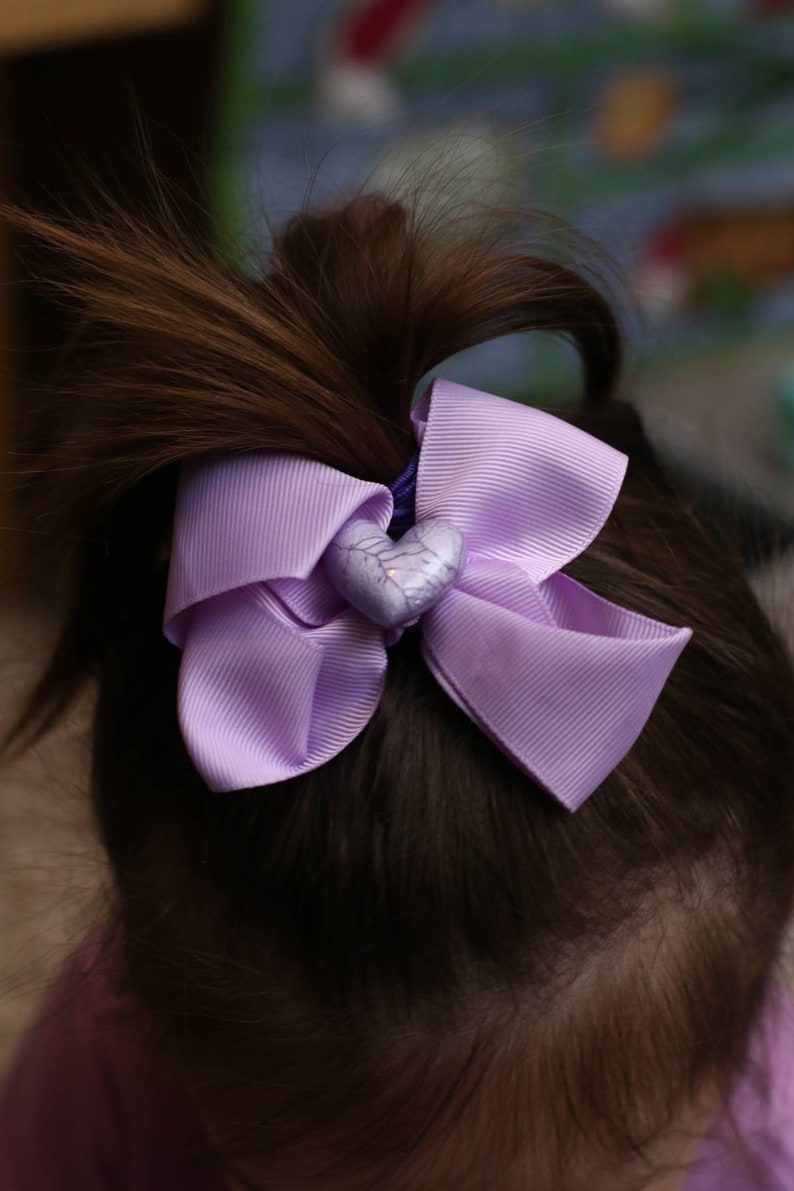 Big colorful bows for girls