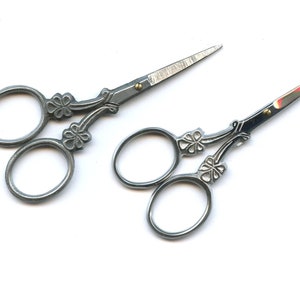 Giulia Punti Antichi (GPA) - Floral Scissors is Primitive or Silver Finish