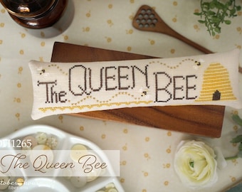 October House Fiber Arts - A Skinny Mini Pattern: The Queen Bee - Original design by Robin Sample