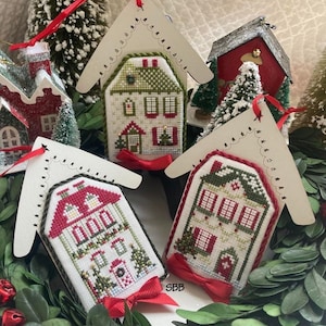 JBW Designs - #422 Petite Christmas Cottages - Designed by Judy Whitman - Wooden House Tags by The Bee Company