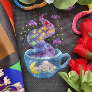 BAD Stitch - Herbata Pride - Oryginalny projekt Amandy DeLong