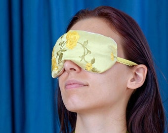 Sleep mask "Silk & Satin" yellow with floral pattern