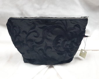 Cosmetic bag "Velvet & Silk" black with tendrils and leaves pattern