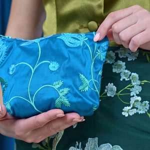 Kosmetiktasche "Samt & Seide" türkis mit Miss Mini