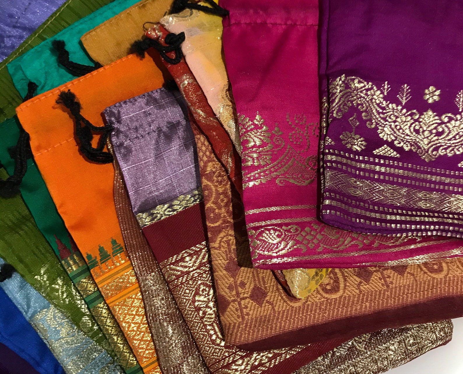 20 X Large 5 Inch Sari Fabric Gift Bags Upcycled Sari Bags Etsy UK