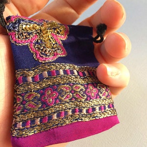 30 x Sari Stoffbeutel für Schmuck, Kordelzugbeutel, Schmuckbeutel, Ringbeutel, Schmuckbeutel, 50x50 cm, kleine Boho-Ohrringe