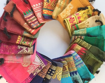2, 5 or 10 Tiny Indian Favor Bags, Small Sari Fabric / Jewelry / Ring / Party Favor / Bags, Approx 2 x 2 inch, Market Stall Supplies