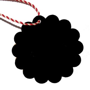 30 schwarze Geschenkanhänger / BLUME | gewellter Rand | 5 cm Durchmesser