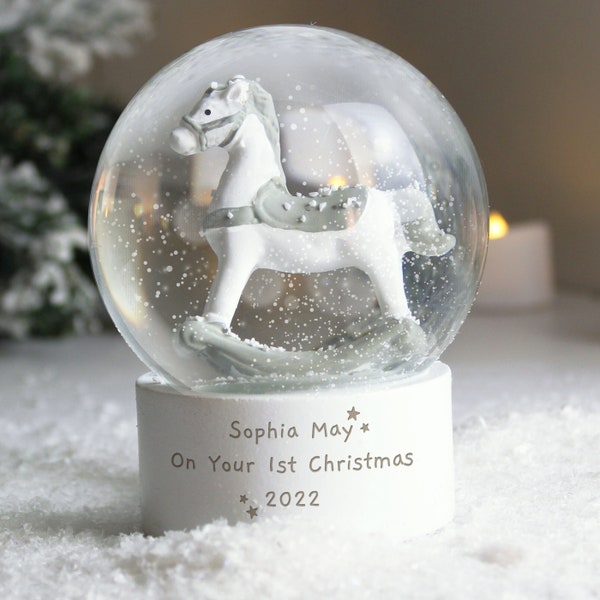 Boule à neige à paillettes à cheval à bascule personnalisée - 1er Noël de bébé - Premier Noël - Cadeau de nouveau-né - Cadeau d’anniversaire - Cadeau de Noël