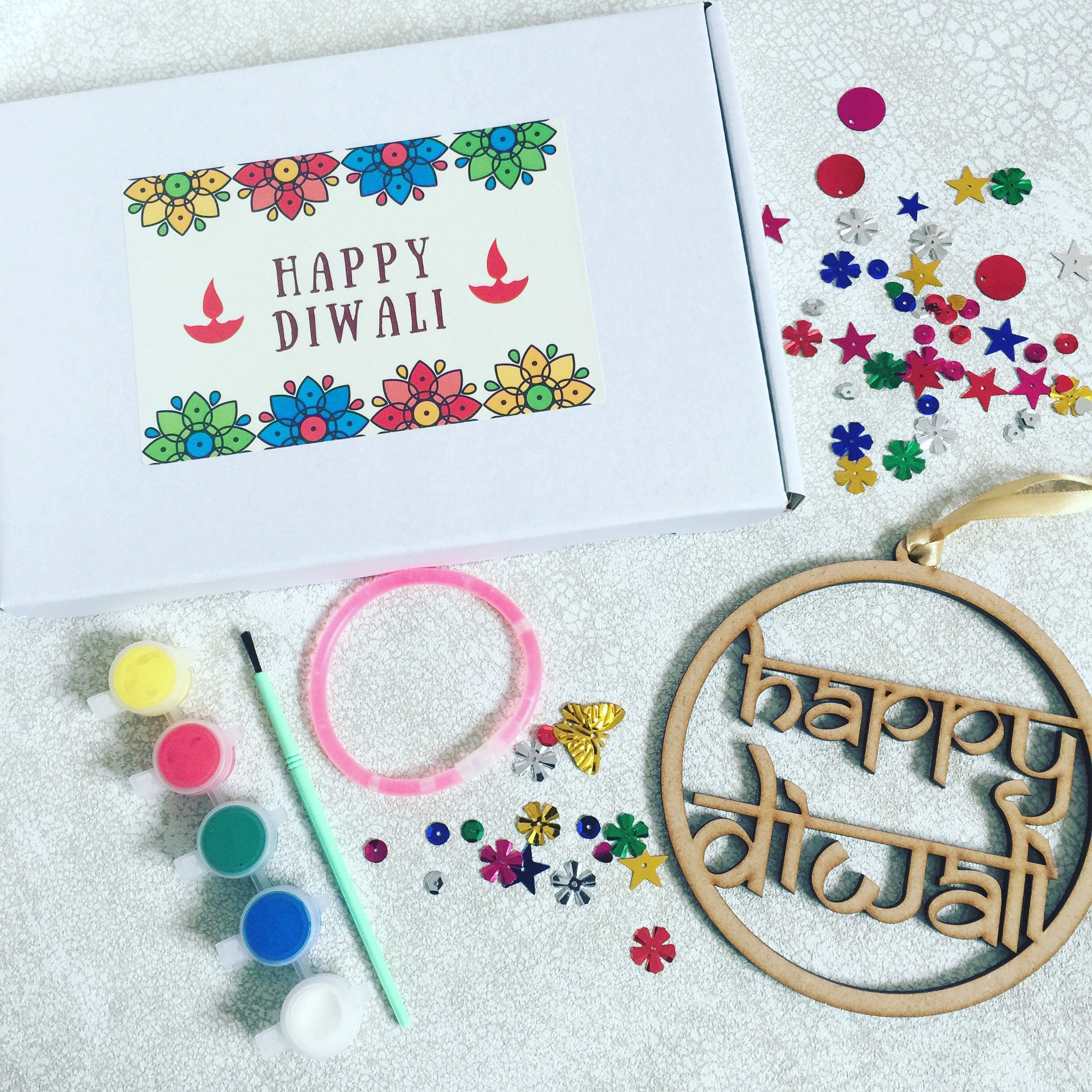 Baker Ross FN305 Diwali Diya's Mix And Match Decoration Kits