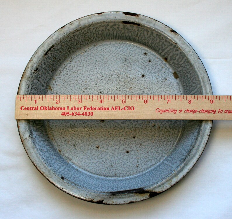 Enamelware Pie Plate Dish Gray Graniteware Vintage Farmhouse Etsy