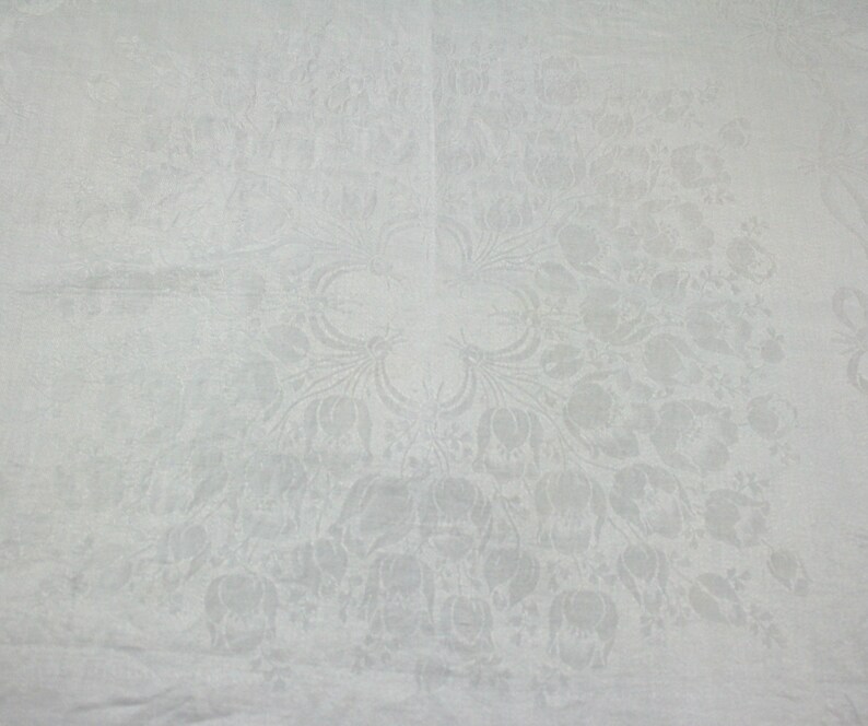 Damask Napkins Vintage Mismatched Floral Tulips Set 4 Etsy