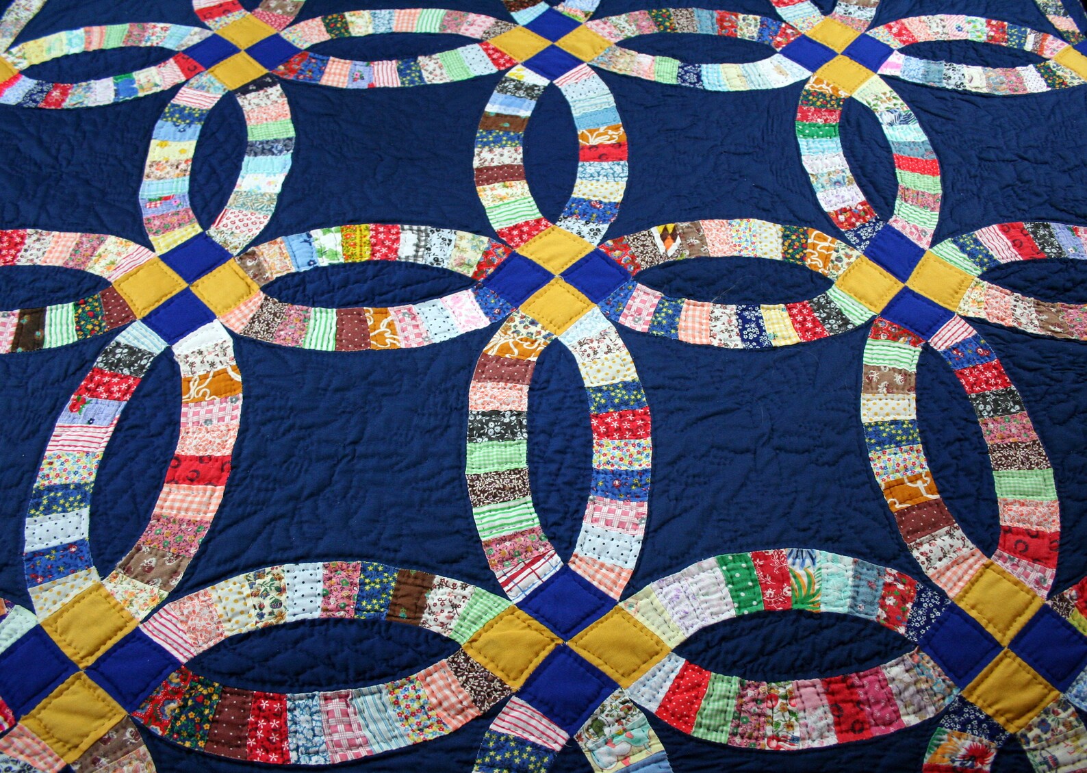 Hand Quilted Double Wedding Ring Patchwork Quilt Queen King Etsy