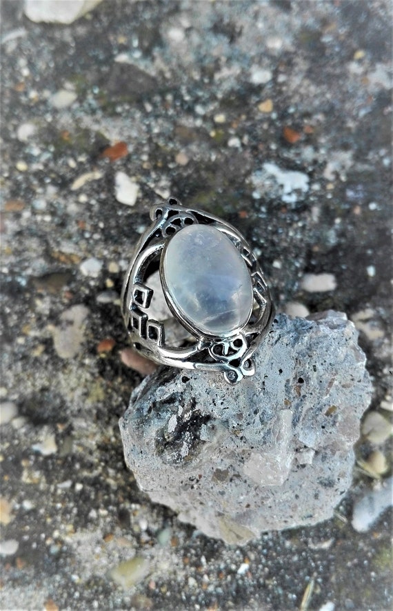 14+ Moonstone Ring Etsy Uk Background
