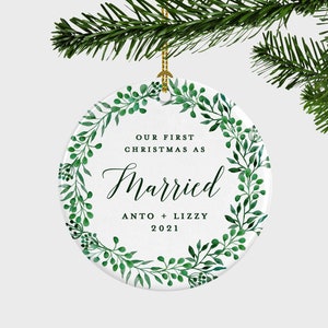 First Christmas Ornament Married, Wedding Ornament Personalized, Ornament Wedding Favor, Wedding Ornament, Wedding Favor,Winter Wedding Gift