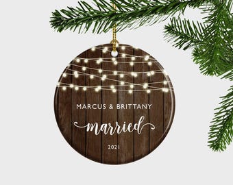 Married Couple Christmas Ornament, Winter Wedding Favor, Christmas Wedding Favor, Winter Wedding Ornament, Wedding Present, Wedding Gift,