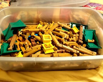 giant lincoln logs