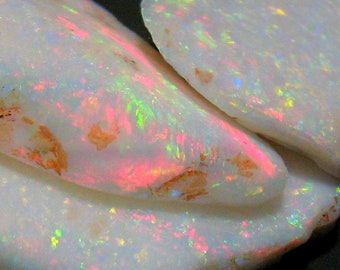 Australischer Roh opal 12g 60ct Hochwertige Edelstein Qualität Old 7 Mile Weiß Rot Rubs