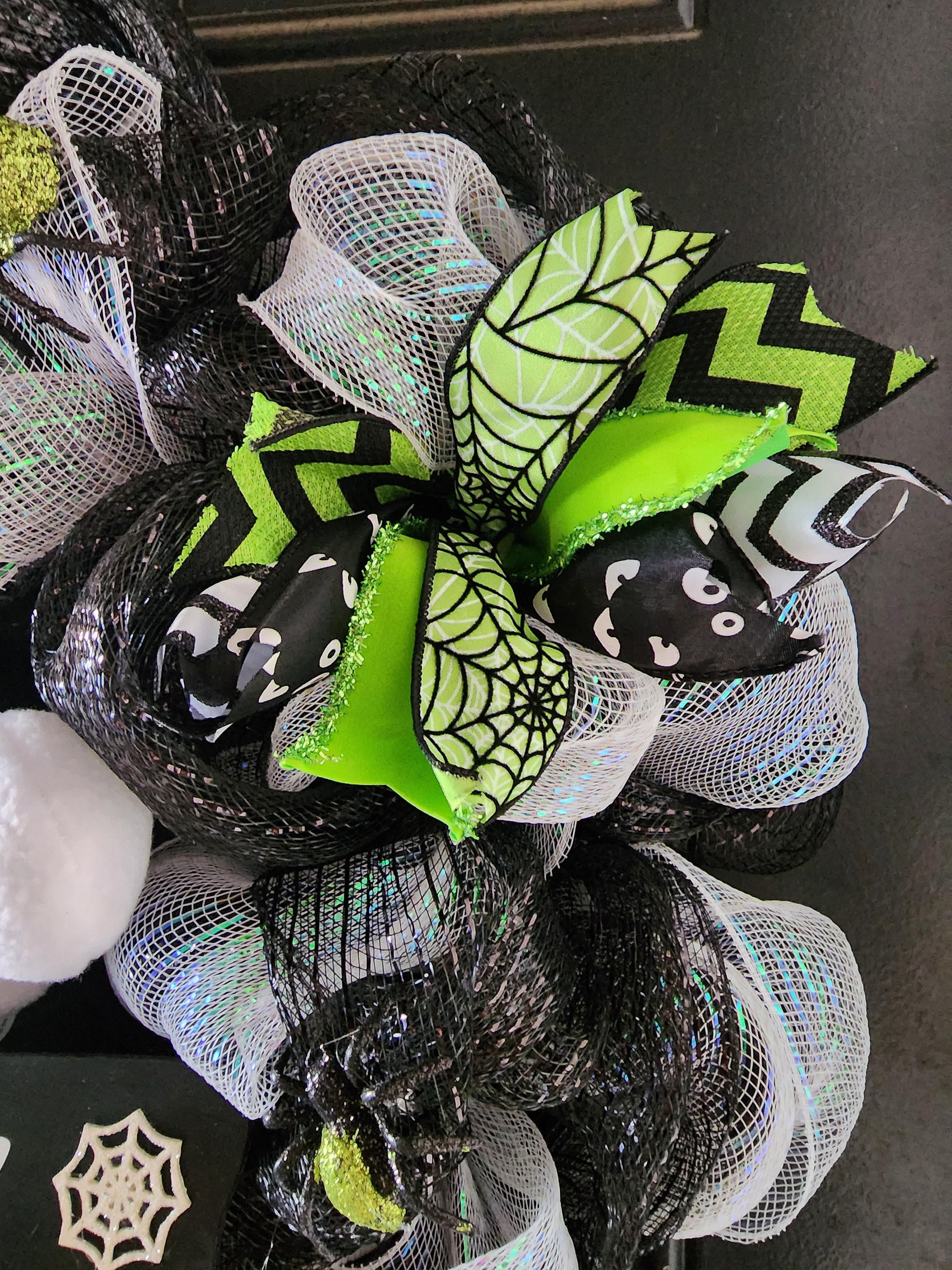 Mesh Ghost Ghost Deco Mesh Wreath, Halloween Wreath, Ghost Wreath, Halloween Décor ...