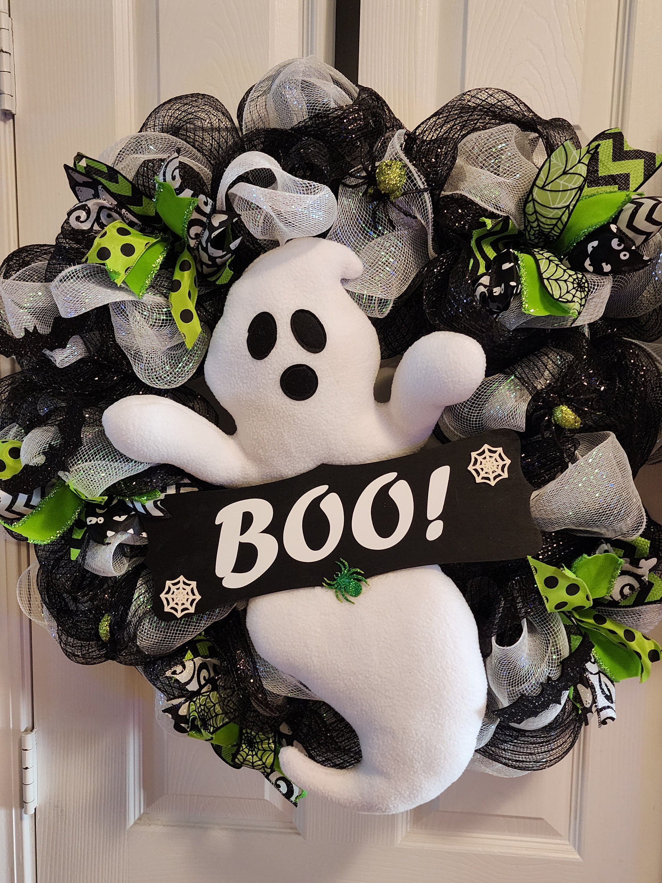 Ghost Deco Mesh Wreath, Halloween Wreath, Ghost wreath, Halloween décor, Ghost decor