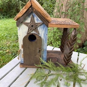 Star Bluebird Birdhouse