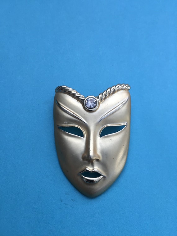 Gold Tone Masquerade Mask Brooch
