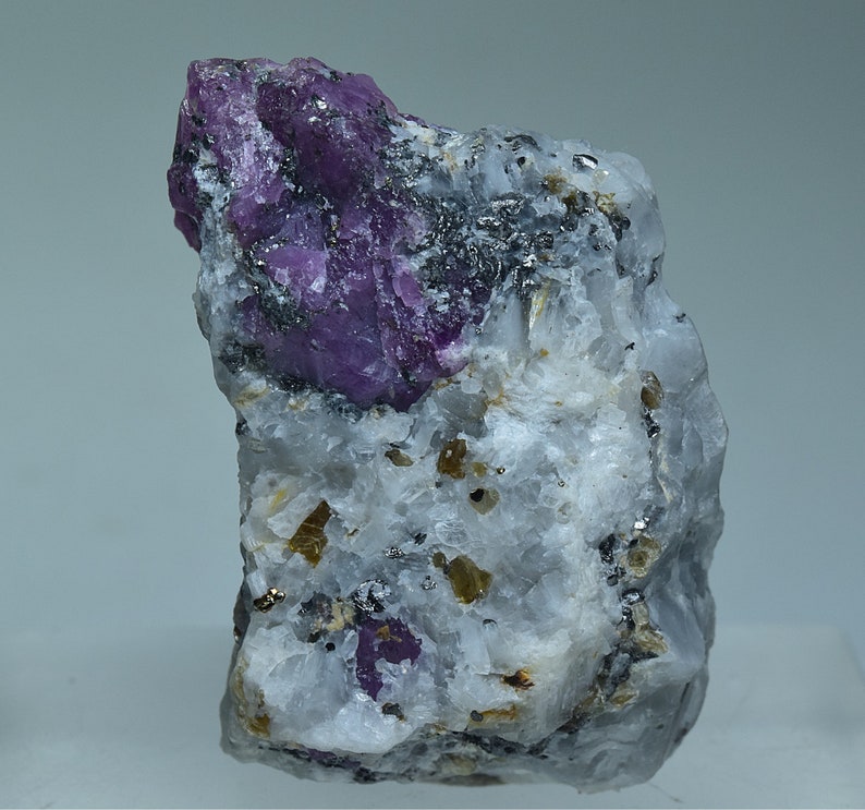 Natural Ruby Crystal Specimen Combined With Pyrite /& Mica on Matrix 29 Gram