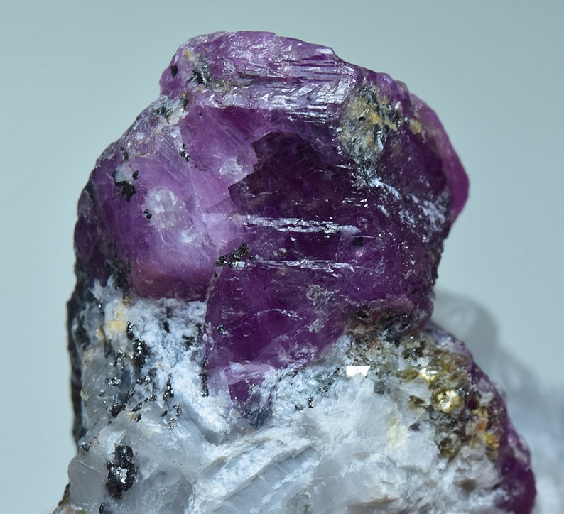 Natural Ruby Crystal Specimen Combined With Pyrite /& Mica on Matrix 29 Gram