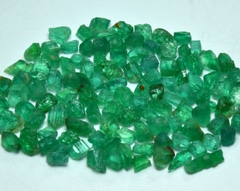53カラットの透明な天然エメラルド原石部分結晶 - Etsy 日本